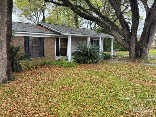 7823 Dartmoor Dr, Pensacola, FL, 32514-4520 | Card Image