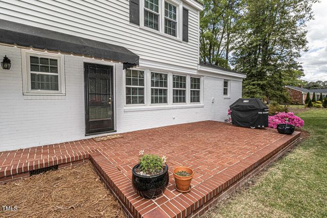 Patio | Image 32