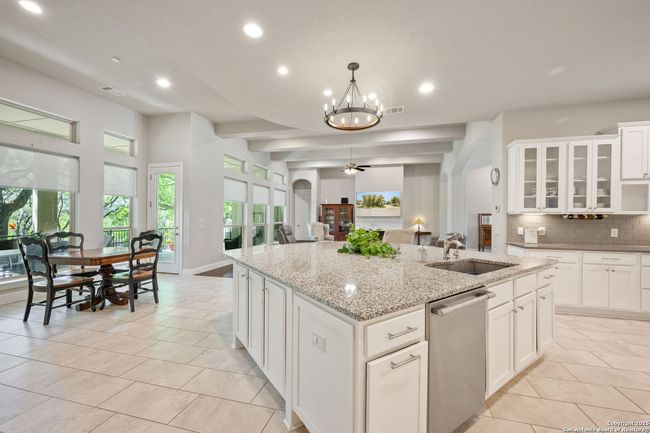 30336 Setterfeld Cir, House other with 4 bedrooms, 5 bathrooms and null parking in Fair Oaks Ranch TX | Image 14