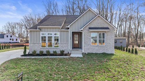 109 Chalone Dr, White House, TN, 37188-2235 | Card Image