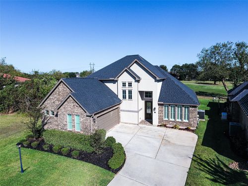 10 Bermuda Cir, Montgomery, TX, 77356-8205 | Card Image