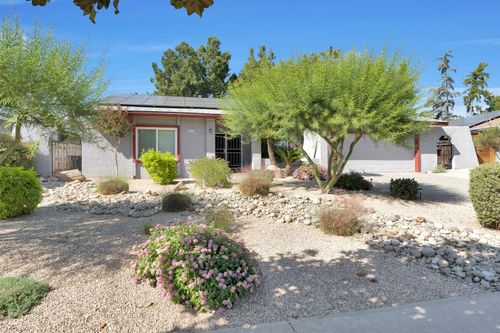6597 N Haslam Ave, Fresno, CA, 93711-0907 | Card Image