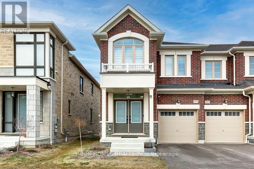 978 Crowsnest Hollow, Pickering, ON, L1X0P4 | Card Image