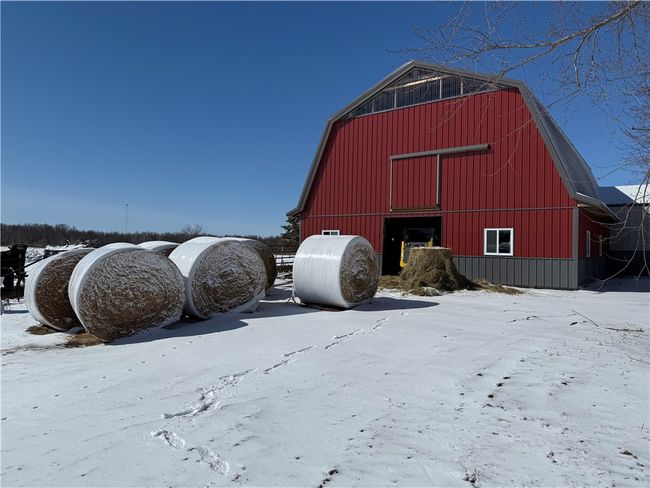 1600 E Main St, House other with 4 bedrooms, 1 bathrooms and null parking in Gilman WI | Image 8