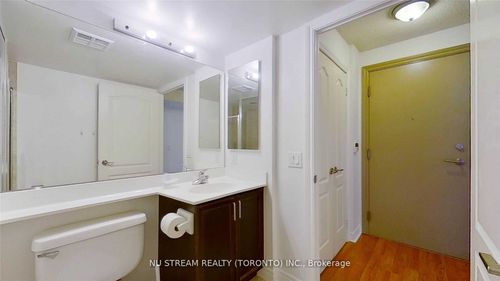 518-70 Town Centre Crt, Scarborough, ON, M1P0B2 | Card Image