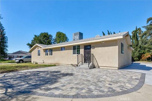 8401 Kester, Panorama City, CA, 91402 | Card Image