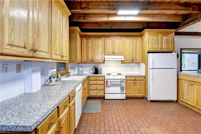 631 Rocky Bottom Rd, House other with 3 bedrooms, 2 bathrooms and null parking in Spring Grove VA | Image 15