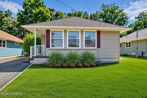 87 Mount Matterhorn Ln, Toms River, NJ, 08753-1558 | Card Image