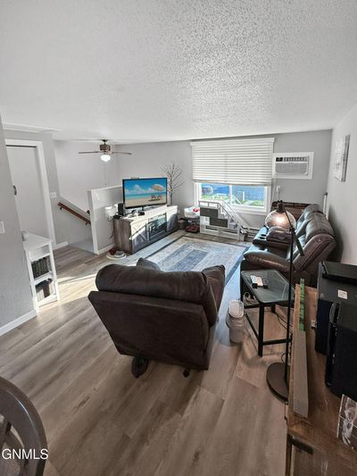 1805 13th Avenue W, Townhouse with 2 bedrooms, 1 bathrooms and null parking in Williston ND | Image 3