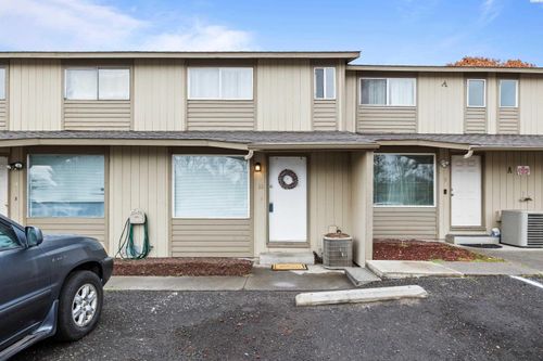 10-2313 W Sylvester St, Pasco, WA, 99301-4587 | Card Image