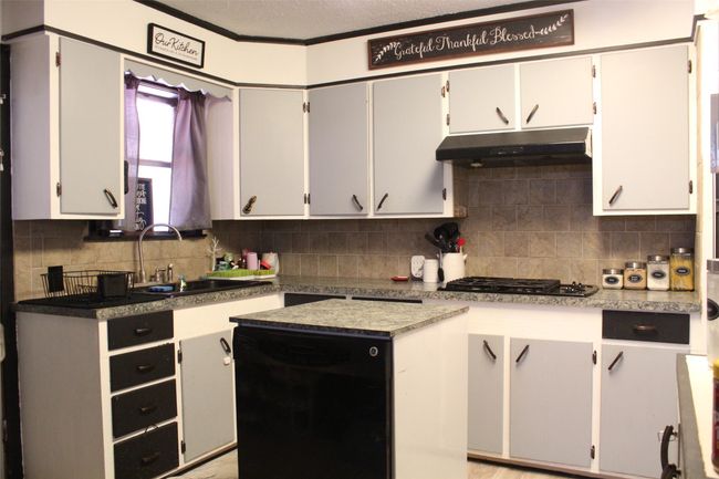 1281 W Eden St, House other with 3 bedrooms, 1 bathrooms and null parking in Munday TX | Image 7