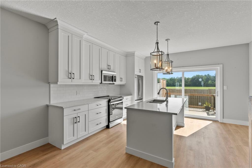 Residential Lease in Port Dover 5