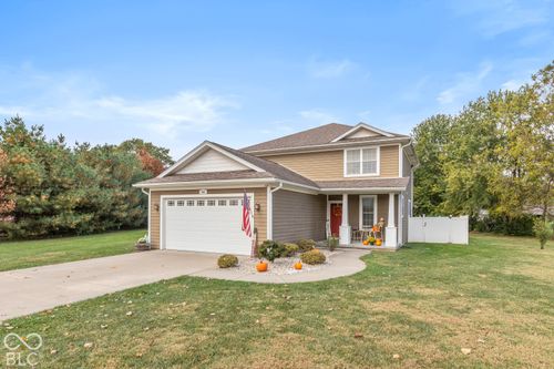 426 Cornerstone Ave, Seymour, IN, 47274-2885 | Card Image