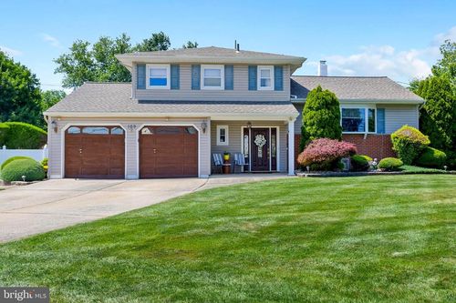 169 Elton Ave, Hamilton, NJ, 08620-1639 | Card Image