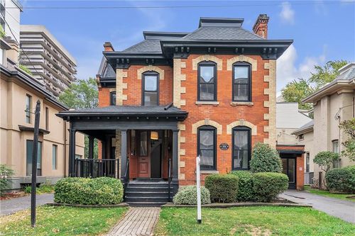 5-203 Macnab St S, Hamilton, ON, L8P3C8 | Card Image