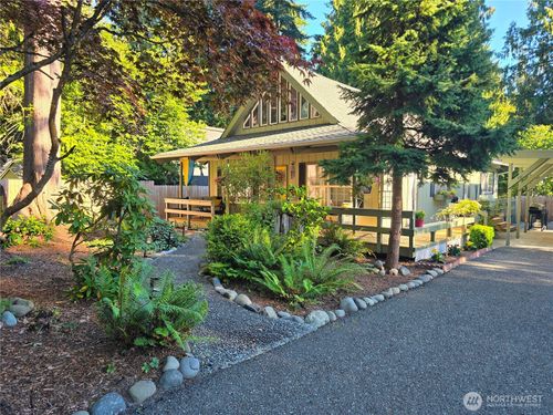 335 Dungeness Mdws, Sequim, WA, 98382-9727 | Card Image