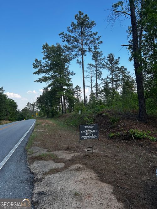 193 Deepstep Rd Ne, Milledgeville, GA, 31061-8185 | Card Image