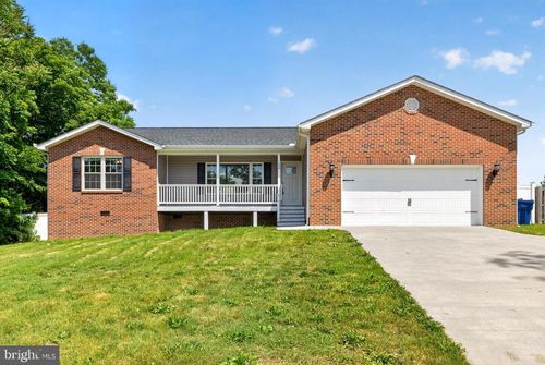 108 Augusta Ave, Grottoes, VA, 24441-2401 | Card Image