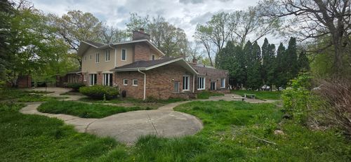 188 N Bloomingdale Rd, Bloomingdale, IL, 60108-1017 | Card Image