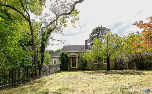 90 Weed Hill Ave, Stamford, CT, 06907-1525 | Card Image