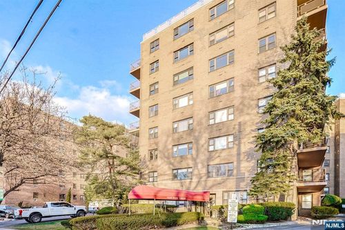 8800 Jfk Blvd E, North Bergen, NJ, 07047 | Card Image