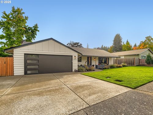 10450 Sw Evergreen Ave, Wilsonville, OR, 97070-7567 | Card Image