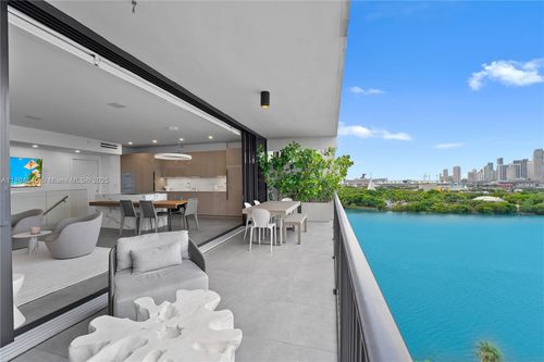 apt-1006-1000 Venetian Way, Miami Beach, FL, 33139-1008 | Card Image
