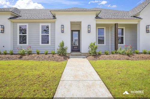 b2-16153 Chancel Ave, Baton Rouge, LA, 70801 | Card Image