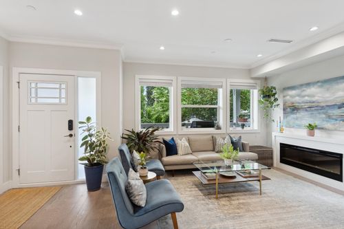 1369 E 13th Ave, Vancouver, BC, V5N2B5 | Card Image