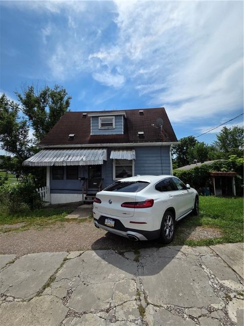 509 Forest St, Monessen, PA, 15062-1605 | Card Image