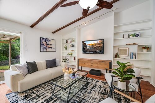 8009 Hillrise Drive, Austin, TX, 78759 | Card Image