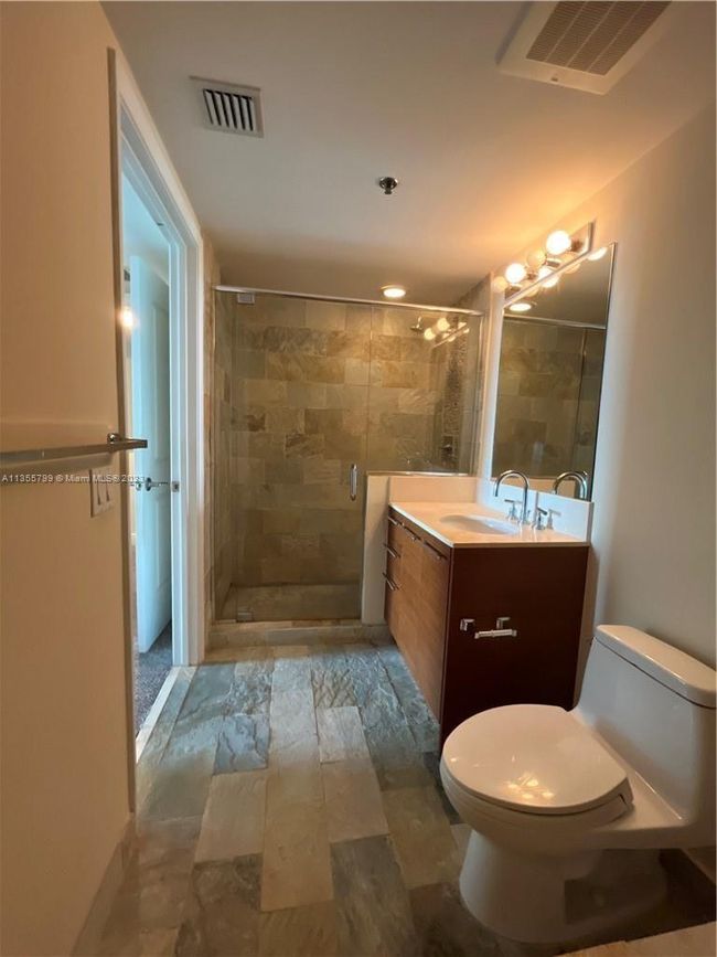 APT-302N - 2641 N Flamingo Rd, Condo with 1 bedrooms, 2 bathrooms and null parking in Sunrise FL | Image 12