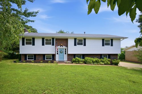 9103 Ole Farm Ln, Harrison, TN, 37341-5940 | Card Image
