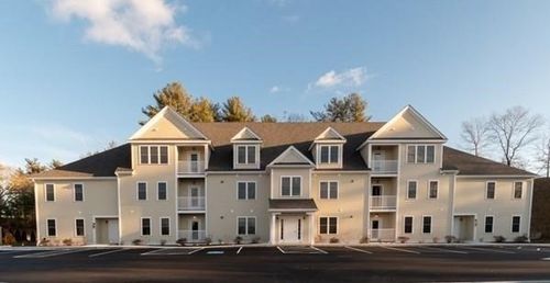 apt-101-80 N Meadows Rd, Medfield, MA, 02052-1582 | Card Image