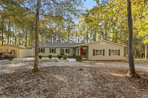 123 Country Acres Rd, Greenwood, SC, 29646-9527 | Card Image