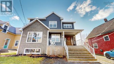 225 Acadia St, House other with 3 bedrooms, 4 bathrooms and null parking in New Glasgow NS | Image 1