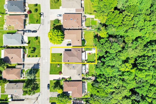 94 Camborne Ave, House other with 4 bedrooms, 2 bathrooms and 5 parking in North York ON | Image 35
