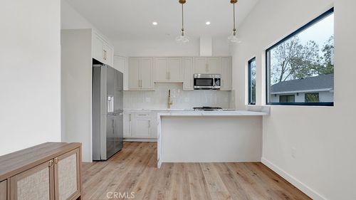 12752 Martha Ann Dr, Los Alamitos, CA, 90720-4961 | Card Image