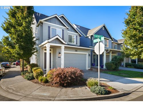 10563 Nw 303rd Pl, North Plains, OR, 97133-2018 | Card Image