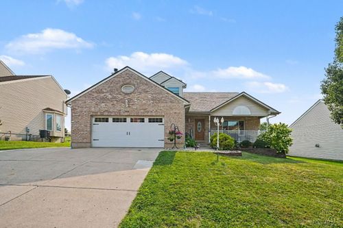 2004 Crest Rd, Forest Park, OH, 45240-2062 | Card Image