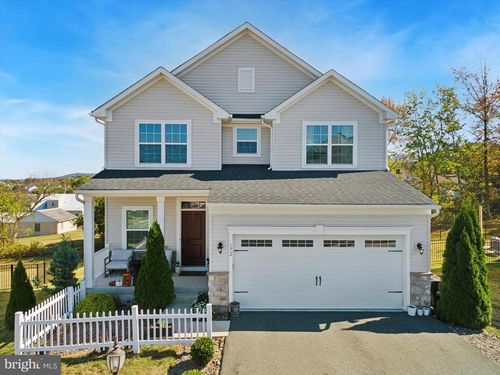 172 Pixie Moss Rd, POTTSTOWN, PA, 19464-1014 | Card Image