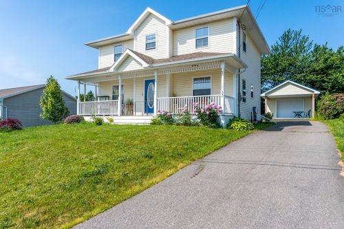 33 West St, Digby, NS, B0V1A0 | Card Image