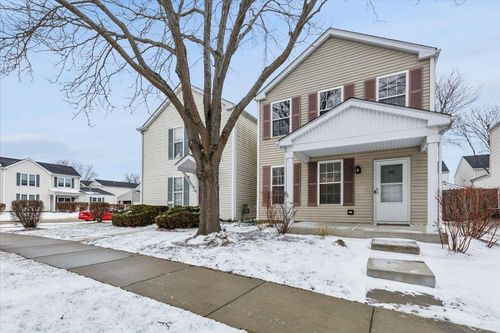780-780 Symphony Dr, Aurora, IL, 60504-4788 | Card Image