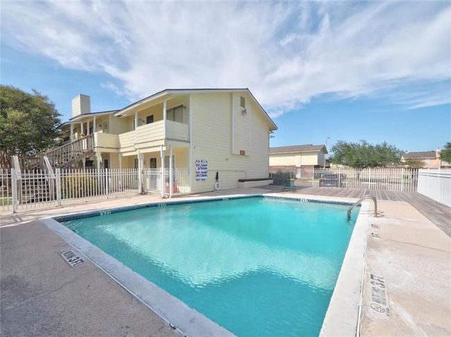 APT-105 - 1011 Ennis Joslin Rd, Condo with 2 bedrooms, 2 bathrooms and null parking in Corpus Christi TX | Image 16