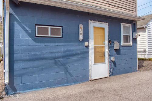 507 W Olive St, MOUNT CARMEL, PA, 17851-1117 | Card Image