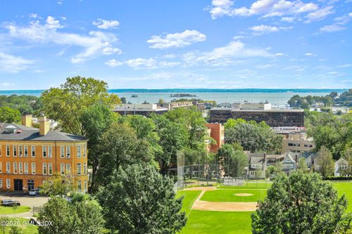 apt-6e-40 W Elm St, Greenwich, CT, 06830-6415 | Card Image