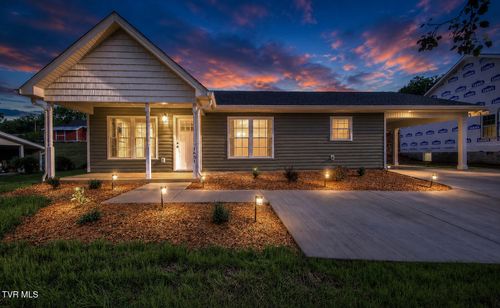1651 Siam Rd, Elizabethton, TN, 37643-4837 | Card Image