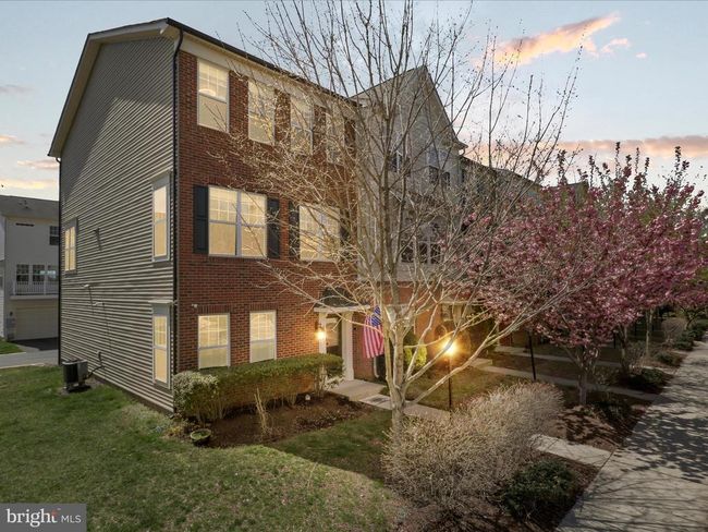 43965 Eastgate View Dr, Townhouse with 4 bedrooms, 3 bathrooms and null parking in CHANTILLY VA | Image 72