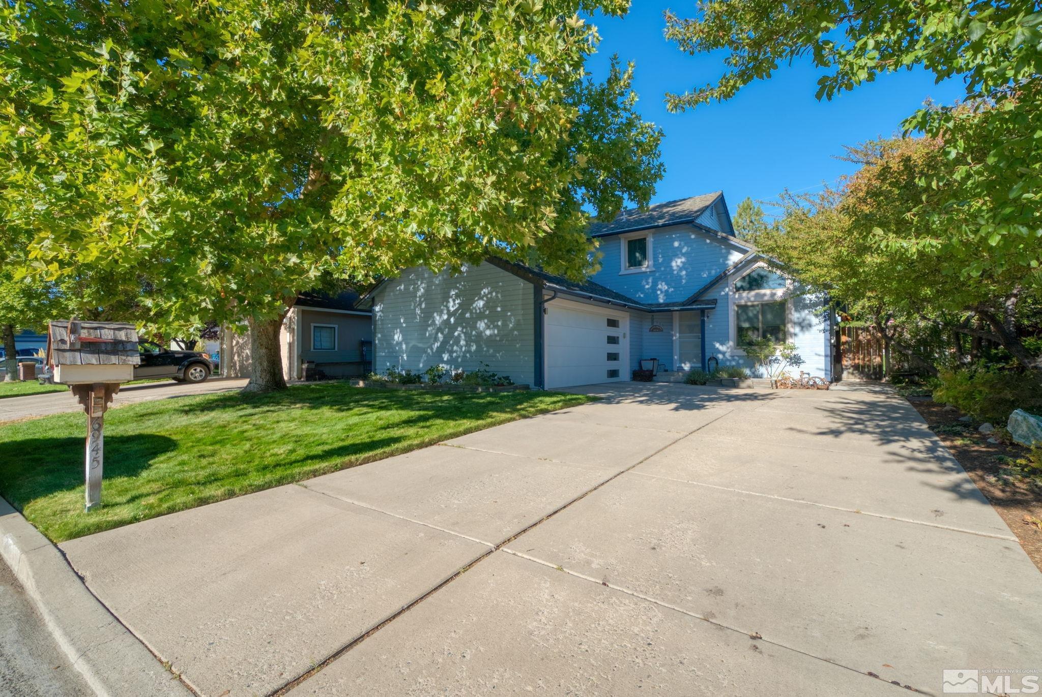 Freedom Dr, Sparks, NV 89436
