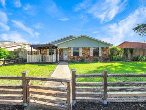 5109 Brandenburg Ln, The Colony, TX, 75056-2041 | Card Image
